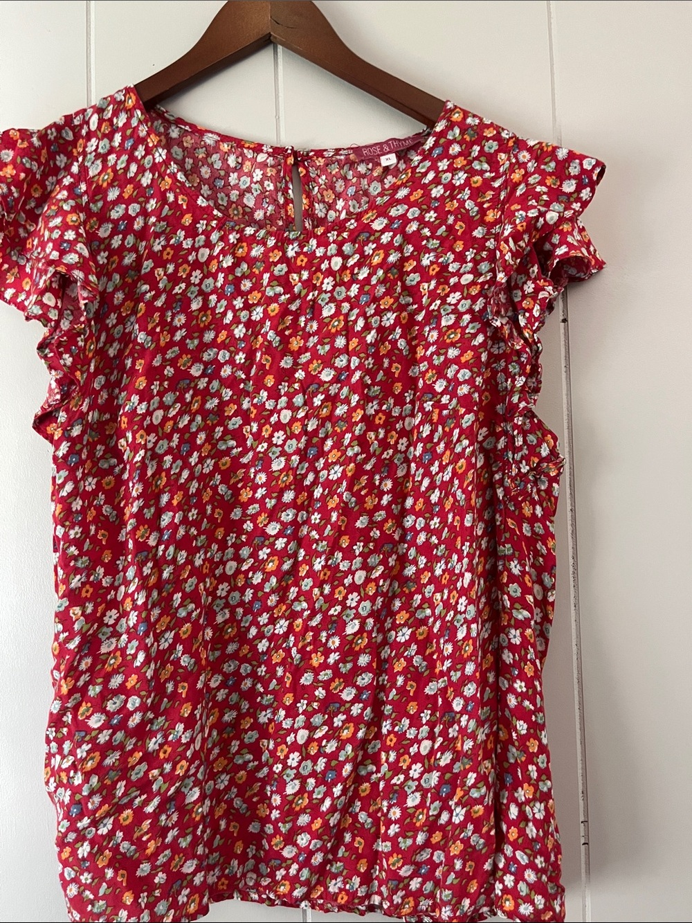 Red Floral Ruffle Sleeve Women’s Top - Picture 1 of 9